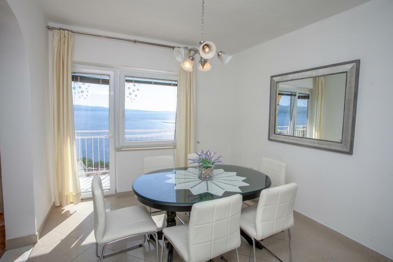 Ap Marijana Apartment Omis